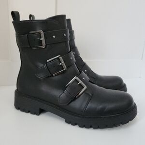 Black Combat Boots Size 9 by SO